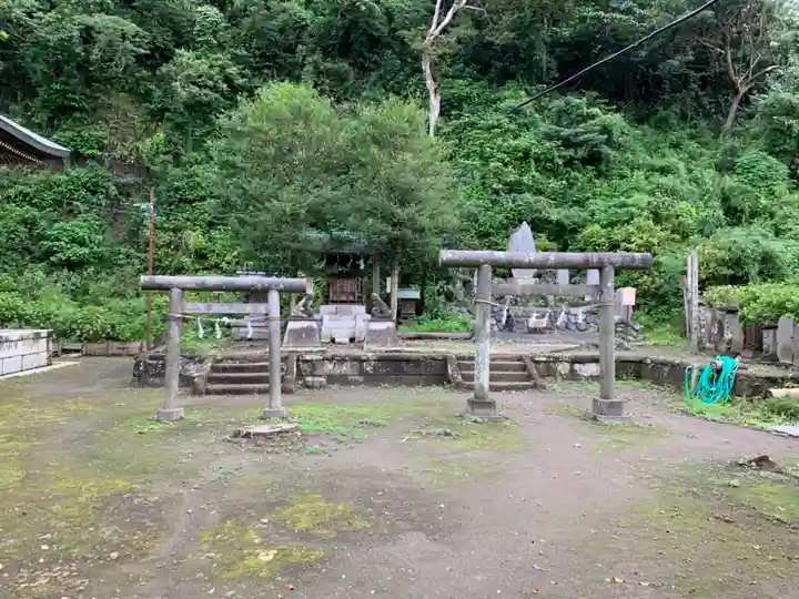 御霊神社の末社・摂社