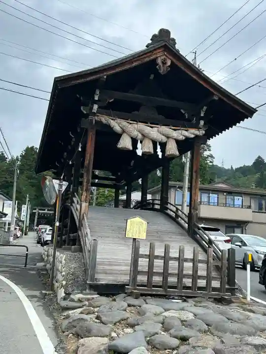 諏訪大社下社春宮(長野県)