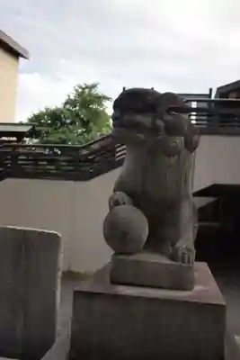 高﨑神社の狛犬