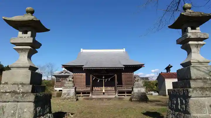 温泉神社(佐良土)の本殿・本堂