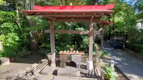 梅田神明宮の手水舎