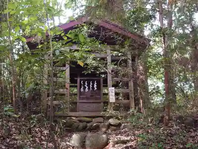 石楯尾神社の末社・摂社