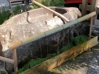 天河大辨財天社の手水舎