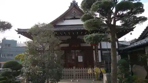 公春院の本殿・本堂