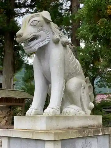 飛驒一宮水無神社の狛犬