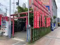 小平駅前稲荷神社の鳥居