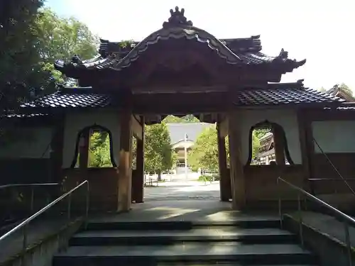 立山寺の山門・神門