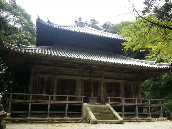 一乗寺の本殿・本堂