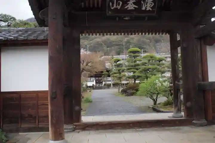 東光寺の山門・神門
