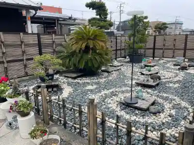 安国院の{uncategorized: "未分類", other: "その他", undefined: "問題あり", building: "その他建物", grave: "お墓", sacred_gate: "鳥居", guardian: "狛犬", statue: "像", buddha: "仏像", history: "歴史", nature: "自然", garden: "庭園", animal: "動物", pagoda: "塔", temizu: "手水舎", mountain_gate: "山門・神門", sanctuary: "本殿・本堂", subordinate: "末社・摂社", art: "芸術", scenery: "景色", jizo: "地蔵", ema: "絵馬", goshuin: "御朱印", omikuji: "おみくじ", items: "授与品その他", amulet: "お守り", goshuincho: "御朱印帳", eats: "食事", festival: "お祭り", votive_dance: "神楽", shichigosan: "七五三参", wedding: "結婚式", experience: "体験その他", initially: "初詣", around: "周辺", anti_infection: "感染症対策"}