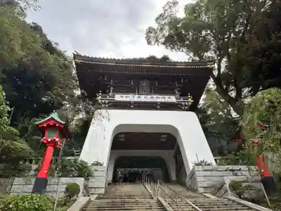 江島神社の山門・神門