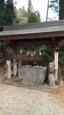 那須神社の手水舎