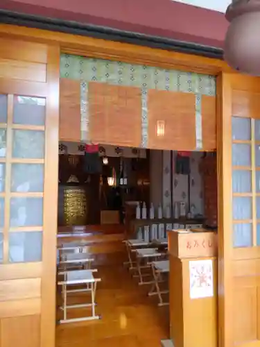 長浦神社の本殿・本堂