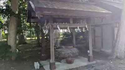 多寄神社の手水舎