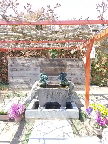 上里菅原神社の手水舎