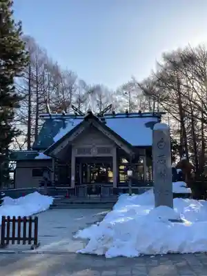 白石神社の本殿・本堂
