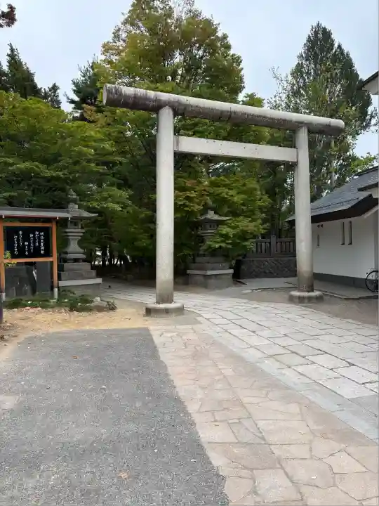 四柱神社(長野県)