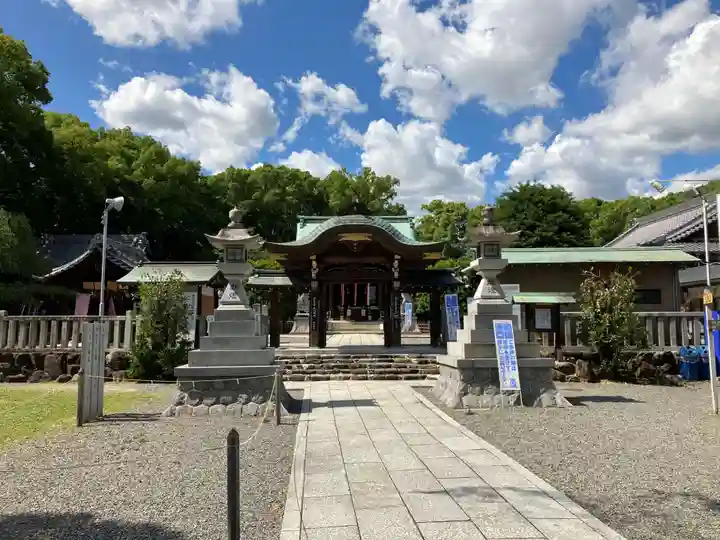 城山八幡宮の山門・神門