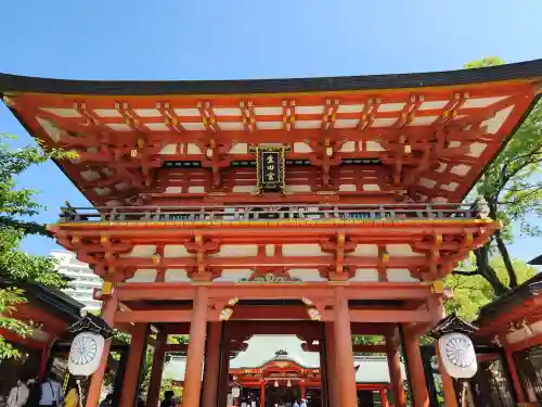 生田神社の山門