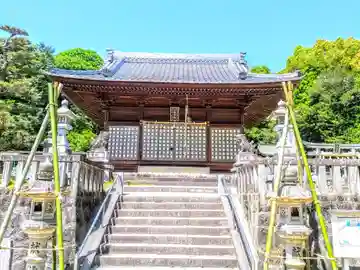 八幡神社の本殿・本堂