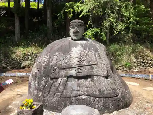 諏訪大社下社春宮(長野県)