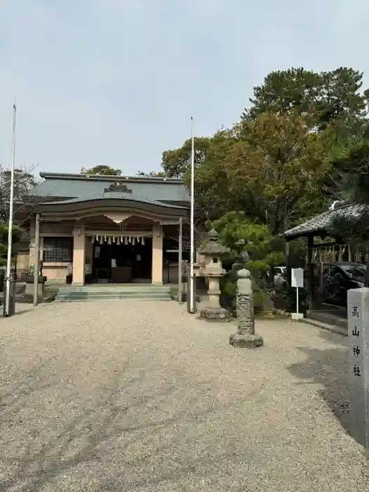 高山神社の本殿