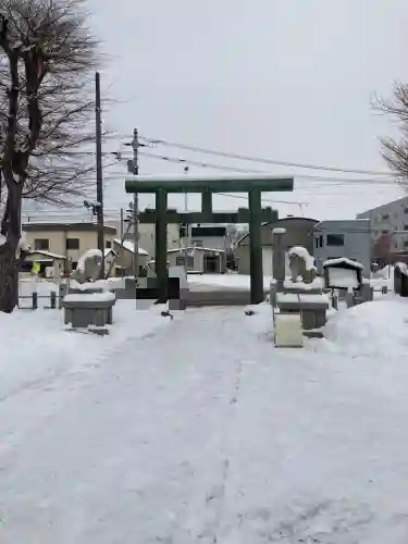 瑞穂神社の鳥居