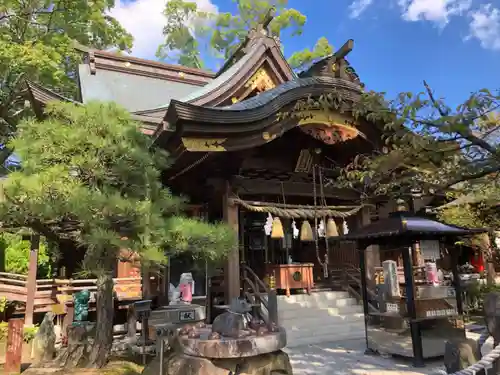 田村神社の本殿・本堂