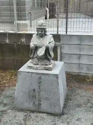 琵琶島神社の{uncategorized: "未分類", other: "その他", undefined: "問題あり", building: "その他建物", grave: "お墓", sacred_gate: "鳥居", guardian: "狛犬", statue: "像", buddha: "仏像", history: "歴史", nature: "自然", garden: "庭園", animal: "動物", pagoda: "塔", temizu: "手水舎", mountain_gate: "山門・神門", sanctuary: "本殿・本堂", subordinate: "末社・摂社", art: "芸術", scenery: "景色", jizo: "地蔵", ema: "絵馬", goshuin: "御朱印", omikuji: "おみくじ", items: "授与品その他", amulet: "お守り", goshuincho: "御朱印帳", eats: "食事", festival: "お祭り", votive_dance: "神楽", shichigosan: "七五三参", wedding: "結婚式", experience: "体験その他", initially: "初詣", around: "周辺", anti_infection: "感染症対策"}