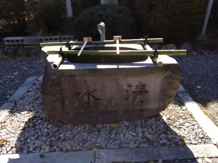 熊野社(萩原町花井方)の手水舎