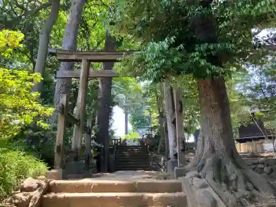 熊野神社の{uncategorized: "未分類", other: "その他", undefined: "問題あり", building: "その他建物", grave: "お墓", sacred_gate: "鳥居", guardian: "狛犬", statue: "像", buddha: "仏像", history: "歴史", nature: "自然", garden: "庭園", animal: "動物", pagoda: "塔", temizu: "手水舎", mountain_gate: "山門・神門", sanctuary: "本殿・本堂", subordinate: "末社・摂社", art: "芸術", scenery: "景色", jizo: "地蔵", ema: "絵馬", goshuin: "御朱印", omikuji: "おみくじ", items: "授与品その他", amulet: "お守り", goshuincho: "御朱印帳", eats: "食事", festival: "お祭り", votive_dance: "神楽", shichigosan: "七五三参", wedding: "結婚式", experience: "体験その他", initially: "初詣", around: "周辺", anti_infection: "感染症対策"}