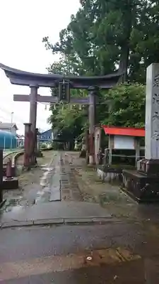 魚沼神社の鳥居