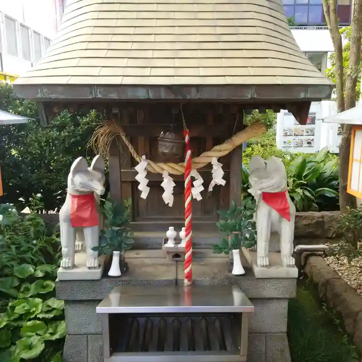 有楽稲荷神社の本殿・本堂