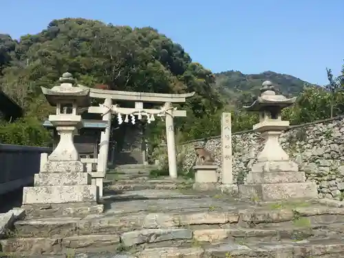 八幡神社の鳥居