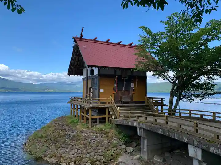 浮木神社の本殿・本堂