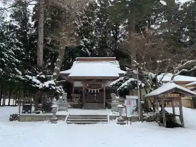 岩手山神社の本殿・本堂