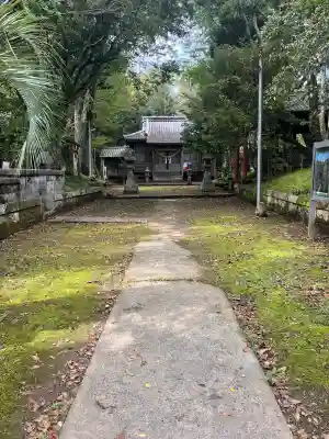 跡江神社の{uncategorized: "未分類", other: "その他", undefined: "問題あり", building: "その他建物", grave: "お墓", sacred_gate: "鳥居", guardian: "狛犬", statue: "像", buddha: "仏像", history: "歴史", nature: "自然", garden: "庭園", animal: "動物", pagoda: "塔", temizu: "手水舎", mountain_gate: "山門・神門", sanctuary: "本殿・本堂", subordinate: "末社・摂社", art: "芸術", scenery: "景色", jizo: "地蔵", ema: "絵馬", goshuin: "御朱印", omikuji: "おみくじ", items: "授与品その他", amulet: "お守り", goshuincho: "御朱印帳", eats: "食事", festival: "お祭り", votive_dance: "神楽", shichigosan: "七五三参", wedding: "結婚式", experience: "体験その他", initially: "初詣", around: "周辺", anti_infection: "感染症対策"}
