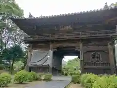 興善寺の山門