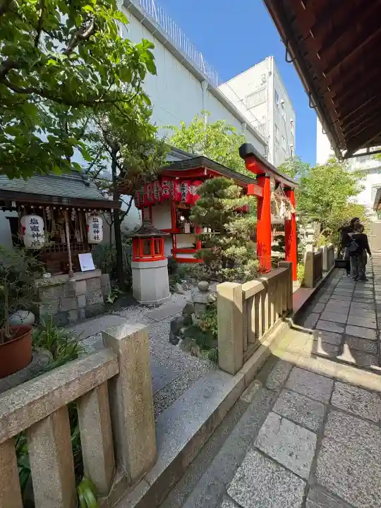 錦天満宮の{uncategorized: "未分類", other: "その他", undefined: "問題あり", building: "その他建物", grave: "お墓", sacred_gate: "鳥居", guardian: "狛犬", statue: "像", buddha: "仏像", history: "歴史", nature: "自然", garden: "庭園", animal: "動物", pagoda: "塔", temizu: "手水舎", mountain_gate: "山門・神門", sanctuary: "本殿・本堂", subordinate: "末社・摂社", art: "芸術", scenery: "景色", jizo: "地蔵", ema: "絵馬", goshuin: "御朱印", omikuji: "おみくじ", items: "授与品その他", amulet: "お守り", goshuincho: "御朱印帳", eats: "食事", festival: "お祭り", votive_dance: "神楽", shichigosan: "七五三参", wedding: "結婚式", experience: "体験その他", initially: "初詣", around: "周辺", anti_infection: "感染症対策"}
