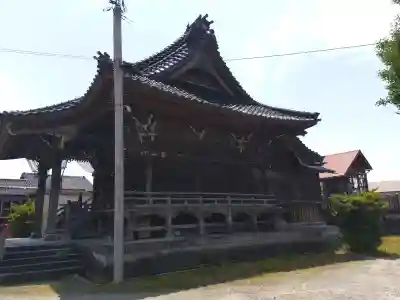 熊野神社の{uncategorized: "未分類", other: "その他", undefined: "問題あり", building: "その他建物", grave: "お墓", sacred_gate: "鳥居", guardian: "狛犬", statue: "像", buddha: "仏像", history: "歴史", nature: "自然", garden: "庭園", animal: "動物", pagoda: "塔", temizu: "手水舎", mountain_gate: "山門・神門", sanctuary: "本殿・本堂", subordinate: "末社・摂社", art: "芸術", scenery: "景色", jizo: "地蔵", ema: "絵馬", goshuin: "御朱印", omikuji: "おみくじ", items: "授与品その他", amulet: "お守り", goshuincho: "御朱印帳", eats: "食事", festival: "お祭り", votive_dance: "神楽", shichigosan: "七五三参", wedding: "結婚式", experience: "体験その他", initially: "初詣", around: "周辺", anti_infection: "感染症対策"}