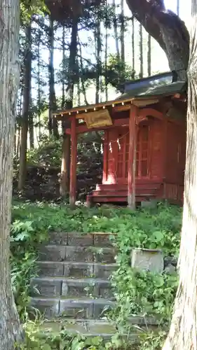 長洞神社の本殿