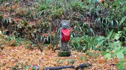 秩父札所三十二番　法性寺の地蔵