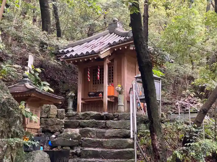 大日寺奥の院爪彫薬師(高知県)
