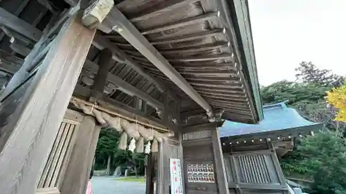 隠岐神社の山門・神門