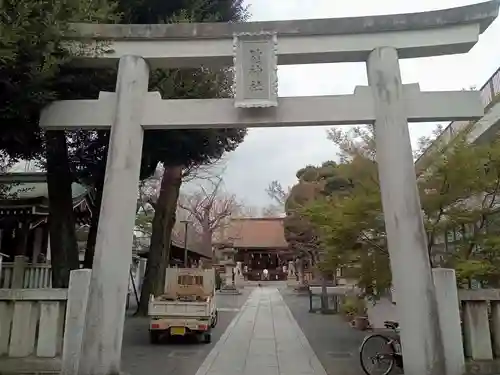 鎧神社の鳥居