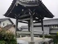 実相寺の{uncategorized: "未分類", other: "その他", undefined: "問題あり", building: "その他建物", grave: "お墓", sacred_gate: "鳥居", guardian: "狛犬", statue: "像", buddha: "仏像", history: "歴史", nature: "自然", garden: "庭園", animal: "動物", pagoda: "塔", temizu: "手水舎", mountain_gate: "山門・神門", sanctuary: "本殿・本堂", subordinate: "末社・摂社", art: "芸術", scenery: "景色", jizo: "地蔵", ema: "絵馬", goshuin: "御朱印", omikuji: "おみくじ", items: "授与品その他", amulet: "お守り", goshuincho: "御朱印帳", eats: "食事", festival: "お祭り", votive_dance: "神楽", shichigosan: "七五三参", wedding: "結婚式", experience: "体験その他", initially: "初詣", around: "周辺", anti_infection: "感染症対策"}
