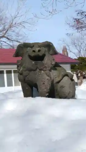 遠別神社の狛犬