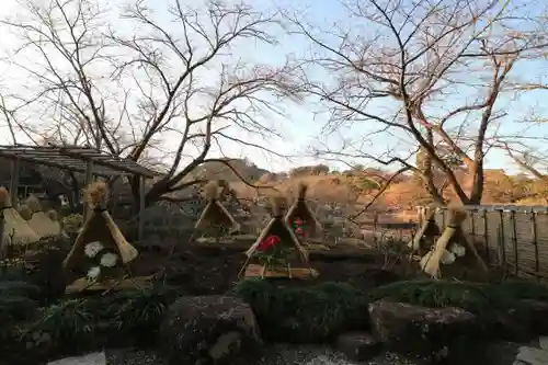 鶴岡八幡宮の建物その他