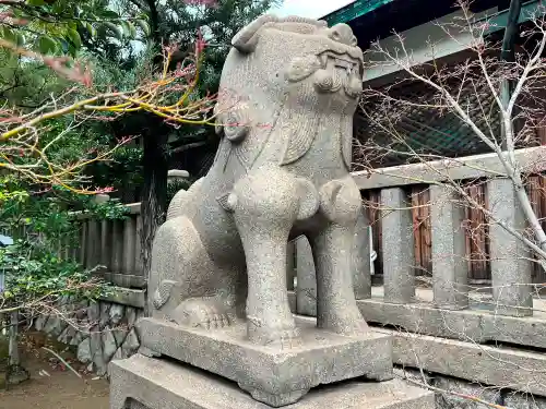 彦島八幡宮の狛犬