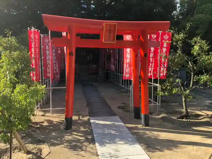 綱敷天満神社の末社・摂社